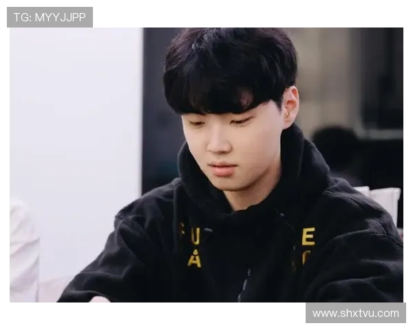 Chovy中单精彩表现解析与职业生涯发展展望 Chovy中单精彩表现解析与职业生涯发展展望