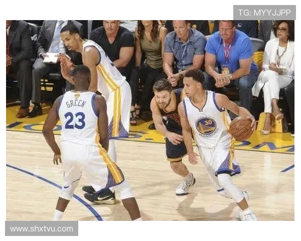 以斯蒂芬·库里为核心的勇士队崛起之路与NBA历史地位分析